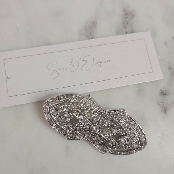 Art Deco crystal set in rhodium plated brooch. NEW - Picture 2 of 5